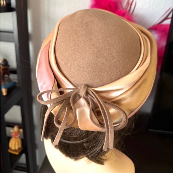 Vintage Evelyn Varon Pink and Brown 1950s Hat - Picture 5 of 9